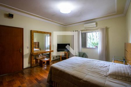 Quarto 1 de casa para alugar com 5 quartos, 459m² em Vila Assunção, Santo André