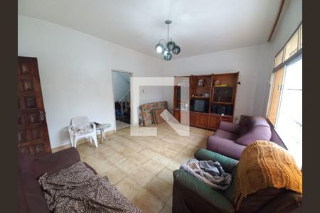 Sala de casa para alugar com 3 quartos, 350m² em Vila Cascatinha, São Vicente