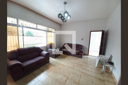 Sala de casa para alugar com 3 quartos, 350m² em Vila Cascatinha, São Vicente