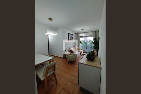 Sala de apartamento à venda com 3 quartos, 63m² em Parque Bristol, São Paulo