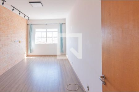 Sala de apartamento à venda com 2 quartos, 70m² em Parque da Figueira, Campinas