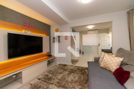 Sala de casa à venda com 2 quartos, 100m² em Conjunto Residencial Sitio Oratorio, São Paulo