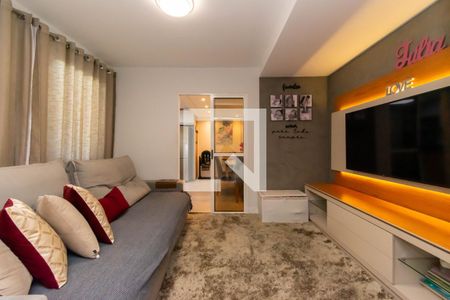 Sala de casa à venda com 2 quartos, 100m² em Conjunto Residencial Sitio Oratorio, São Paulo