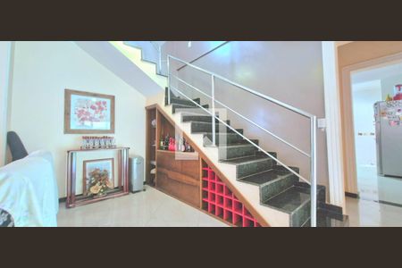 Sala de casa à venda com 4 quartos, 318m² em Lundcéia, Lagoa Santa