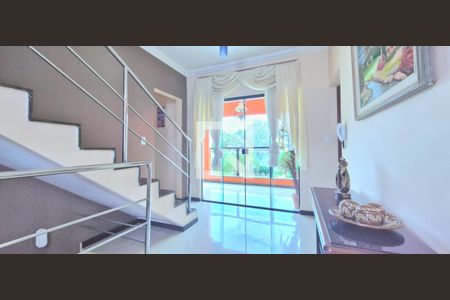 Sala de casa à venda com 4 quartos, 318m² em Lundcéia, Lagoa Santa