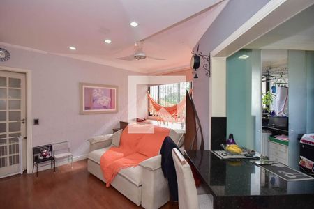 Sala de apartamento à venda com 2 quartos, 58m² em Vila Sonia do Taboao, Taboão da Serra