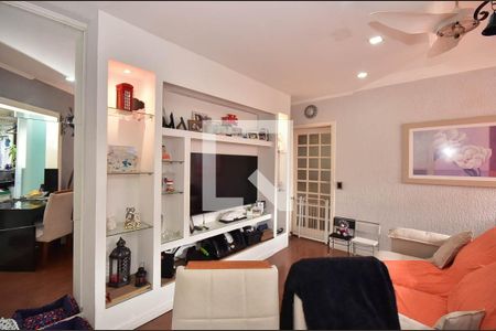 Sala de apartamento à venda com 2 quartos, 58m² em Vila Sonia do Taboao, Taboão da Serra