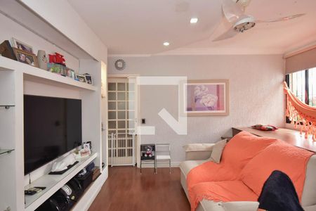 Sala de apartamento à venda com 2 quartos, 58m² em Vila Sonia do Taboao, Taboão da Serra