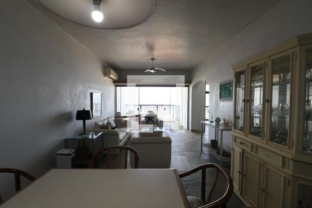 Sala de apartamento para alugar com 4 quartos, 217m² em Centro, Guarujá