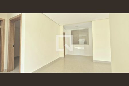 Sala de casa à venda com 4 quartos, 167m² em Lundcéia, Lagoa Santa