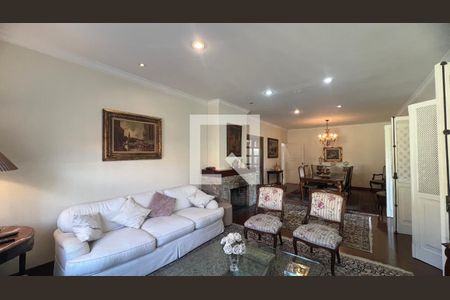 Sala de TV de casa à venda com 5 quartos, 500m² em Sumaré, São Paulo