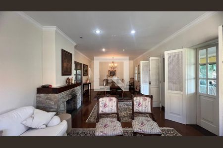 Sala de TV de casa à venda com 5 quartos, 500m² em Sumaré, São Paulo