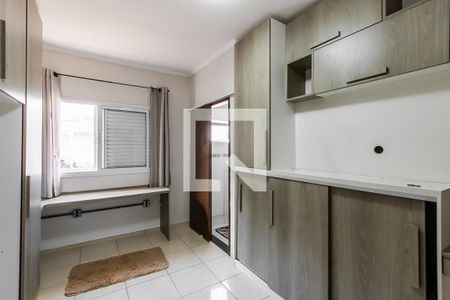 Suite 1 de casa de condomínio à venda com 2 quartos, 74m² em Burgo Paulista, São Paulo