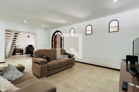 Sala de casa para alugar com 5 quartos, 342m² em Macedo, Guarulhos