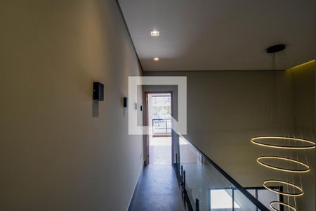 Corredor de casa à venda com 3 quartos, 180m² em Vila Alto de Santo Andre, Santo André