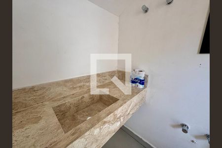 Lavabo de casa de condomínio à venda com 4 quartos, 280m² em Jardim Ermida I, Jundiaí
