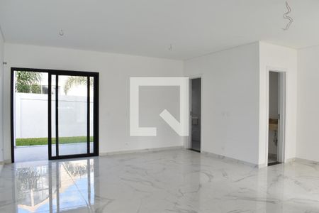 Sala de casa de condomínio para alugar com 3 quartos, 200m² em Bairro Alto, Curitiba