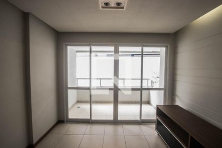 Sala de apartamento para alugar com 2 quartos, 70m² em Trobogy, Salvador