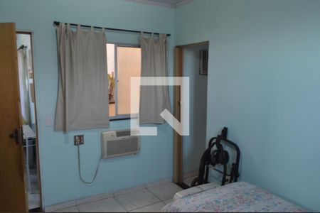 Quarto 1 de casa à venda com 9 quartos, 200m² em Jacarepaguá, Rio de Janeiro