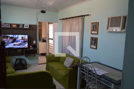 Sala de casa à venda com 9 quartos, 200m² em Jacarepaguá, Rio de Janeiro