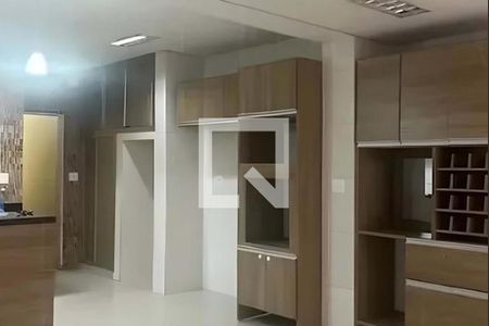 Foto 02 de casa à venda com 4 quartos, 220m² em Vila Congonhas, São Paulo