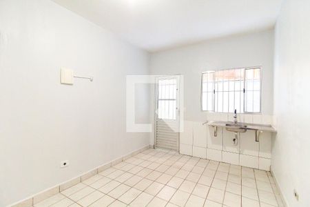 Quarto/Cozinha de casa para alugar com 1 quarto, 12m² em Jardim Matarazzo, São Paulo
