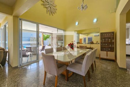 Sala de casa para alugar com 5 quartos, 480m² em Jardim Virginia, Guarujá