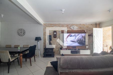 Sala de casa à venda com 3 quartos, 196m² em Chapéu do Sol, Porto Alegre