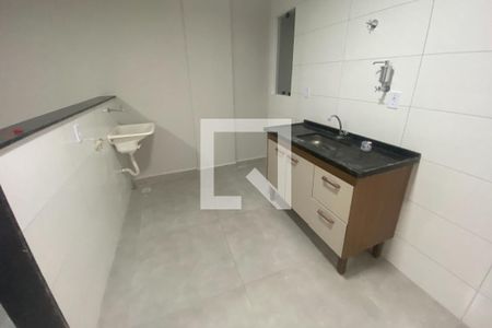 Cozinha de apartamento para alugar com 1 quarto, 45m² em Vila Santa Cruz, Duque de Caxias