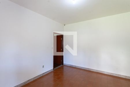 Sala de casa à venda com 2 quartos, 450m² em São Pedro (venda Nova), Belo Horizonte