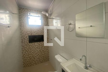 Banheiro de apartamento para alugar com 1 quarto, 125m² em Vila Santa Cruz, Duque de Caxias