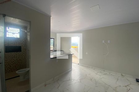 Sala/Cozinha de apartamento para alugar com 1 quarto, 125m² em Vila Santa Cruz, Duque de Caxias