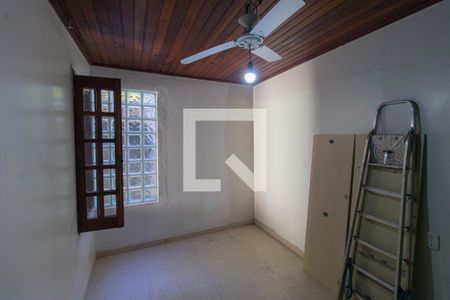 Quarto 2 de casa à venda com 2 quartos, 199m² em Vila Nova, Novo Hamburgo