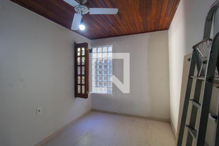 Quarto 2 de casa à venda com 2 quartos, 199m² em Vila Nova, Novo Hamburgo
