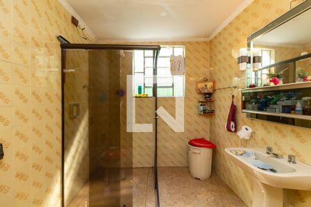 Banheiro 1 de casa à venda com 3 quartos, 94m² em Vila Carmosina, São Paulo