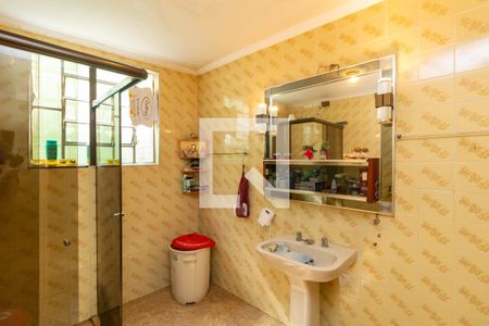 Banheiro 1 de casa à venda com 3 quartos, 94m² em Vila Carmosina, São Paulo