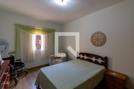 Quarto 2 de casa para alugar com 2 quartos, 450m² em Vila Granada, São Paulo