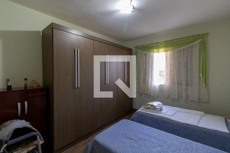 Quarto 1 de casa para alugar com 2 quartos, 450m² em Vila Granada, São Paulo