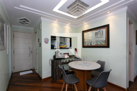 Sala de apartamento à venda com 2 quartos, 82m² em Parque Maria Luiza, São Paulo