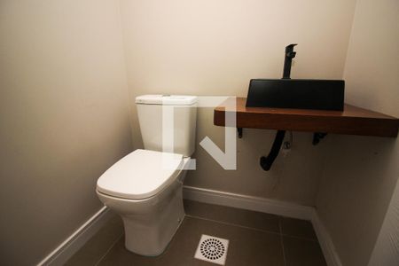Lavabo de casa de condomínio à venda com 3 quartos, 96m² em Cavalhada, Porto Alegre