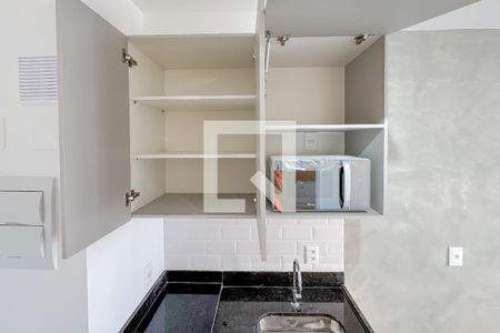 Sala/Cozinha de apartamento à venda com 1 quarto, 31m² em Vila São José, São Paulo