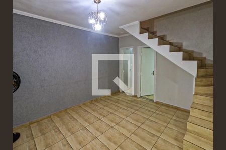 Sala de casa à venda com 6 quartos, 310m² em Jardim Peri, São Paulo