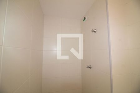 Banheiro da Suíte de apartamento para alugar com 1 quarto, 27m² em Jardim Caravelas, São Paulo