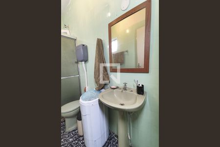 Banheiro de apartamento à venda com 2 quartos, 59m² em Rio dos Sinos, São Leopoldo