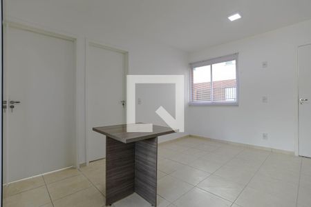 Sala de apartamento para alugar com 2 quartos, 54m² em Vila Brasileira, Mogi das Cruzes