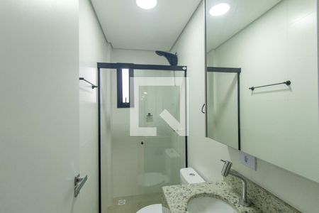 Banheiro Social de kitnet/studio para alugar com 1 quarto, 22m² em Prado Velho, Curitiba