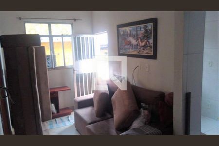 Casa à venda com 8 quartos, 300m² em Jardim Guanabara, Rio de Janeiro