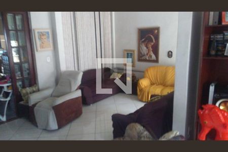 Casa à venda com 8 quartos, 300m² em Jardim Guanabara, Rio de Janeiro