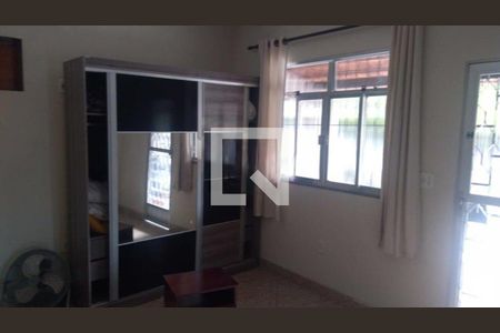 Casa à venda com 8 quartos, 300m² em Jardim Guanabara, Rio de Janeiro