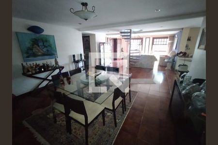 Casa à venda com 4 quartos, 378m² em Jardim Guanabara, Rio de Janeiro